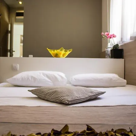 Garni Krevet&dorucak Bed and Breakfast 3*