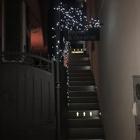 Garni Krevet&dorucak Bed and Breakfast