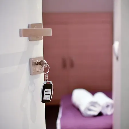 Garni Krevet&dorucak Bed and Breakfast